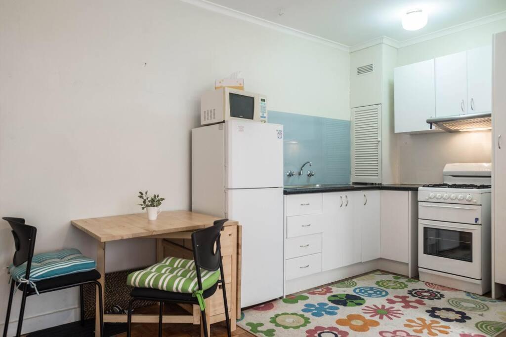 Elwood Beach Apartment Melbourne Eksteriør bilde